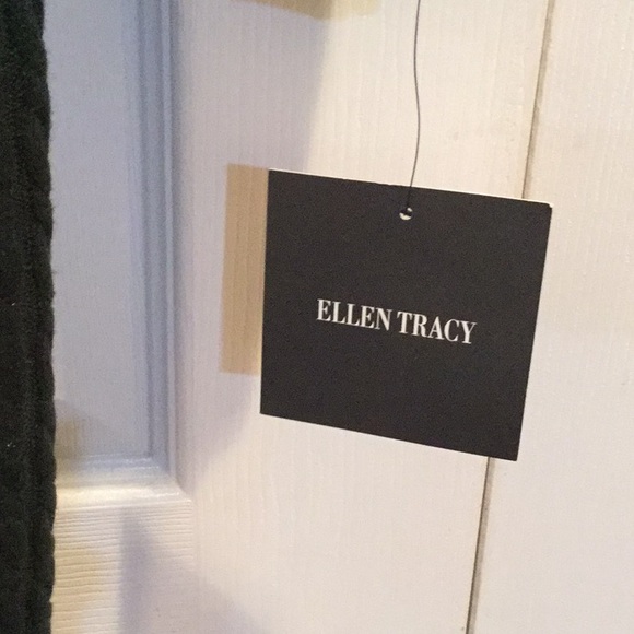 Ellen Tracy Green Sweater Dress - Picture 3 of 3